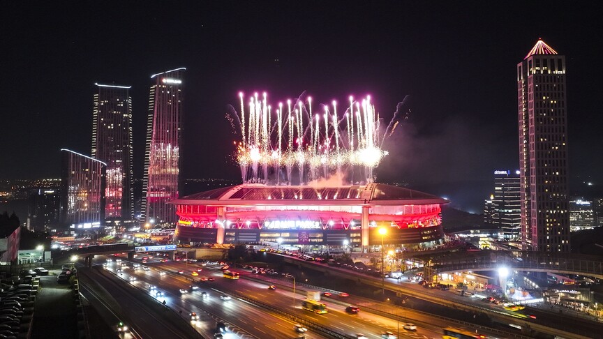 Türk sporunun sarı-kırmızılı çınarı Galatasaray 121 yaşında