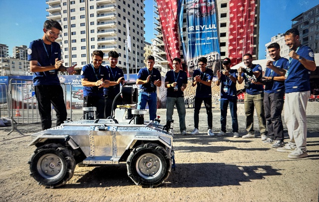 TEKNOFEST'te ödül alan İKA F481'i KTÜN'lü 11 öğrenci TSK'ya kazandırmayı hedefliyor