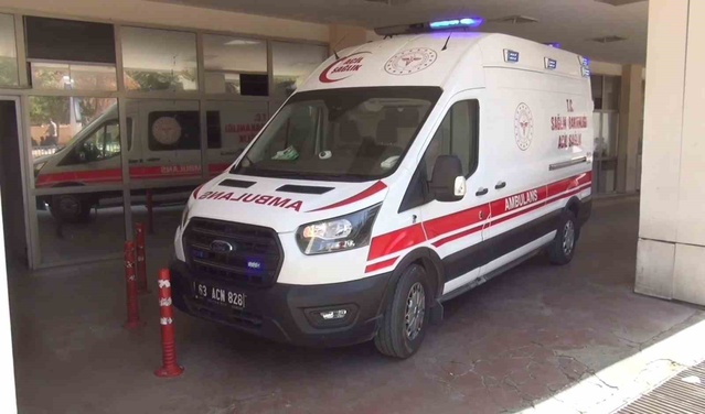Şanlıurfa'da fıstık bahçesinde traktörden düşen 74 yaşındaki adam hastanede öldü