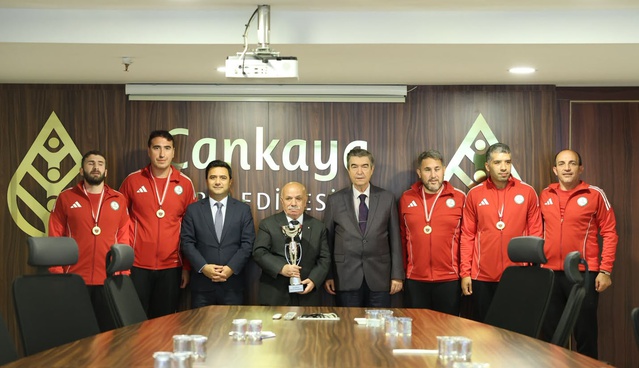 Çankaya Belediyesi Görme Engelliler Spor Kulübü Avrupa'da goalball ikincisi oldu