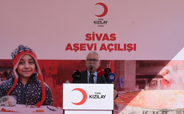Türk Kızılay'ın Sivas'ta açtığı aşevi günlük 500 kişiye yemek dağıtacak