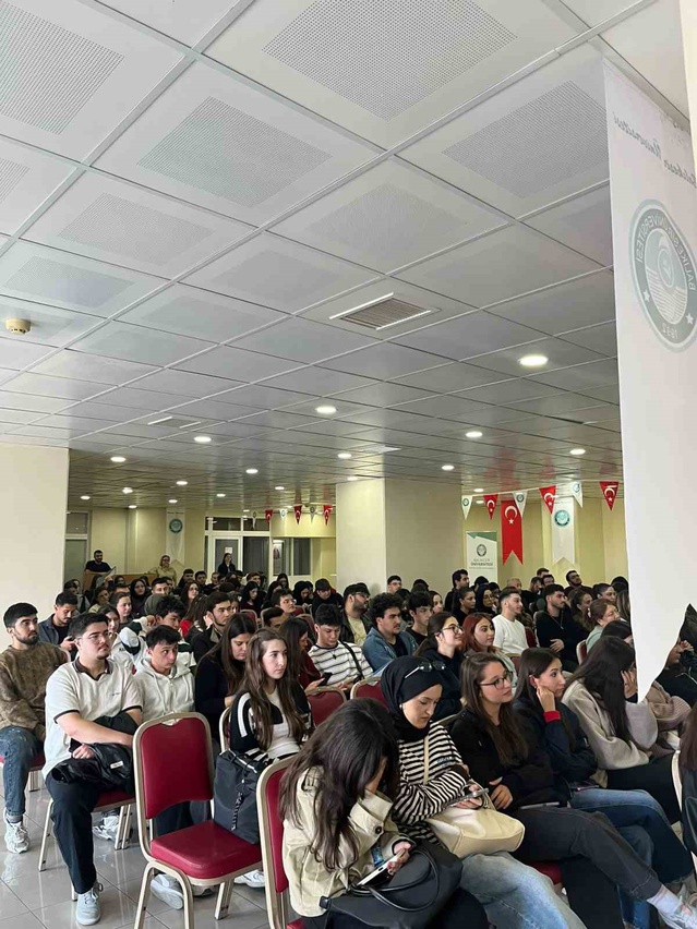 Üniversitede tatbikat heyecanı