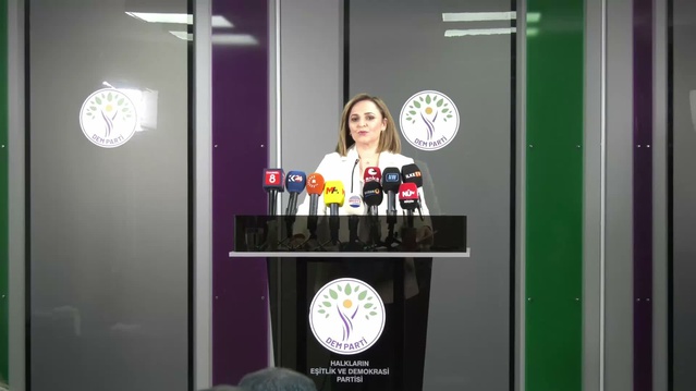 DEM Parti Sözcüsü Doğan, Barış ve Siyasallaşma Kurulunun bekletilmesini eleştirdi