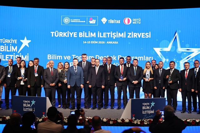 Kacır, Bilim İletişimi Zirvesi'ni her yıl farklı üniversiteye taşıyacaklarını söyledi
