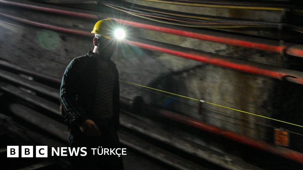 Soma'da maden ocağındaki göçükte iki işçi hayatını kaybetti, üç işçiyi kurtarma çalışmaları sürüyor