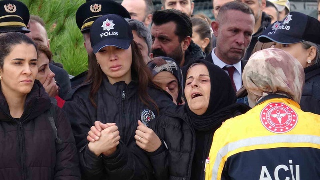 Kazada şehit düşen polis memuru için uğurlama töreni düzenlendi