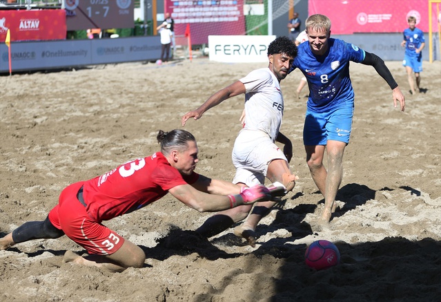 Alanya'da Serenity Belediyespor, Sunrise Kyiv'e 7-2 yenilip çeyrek finalde elendi