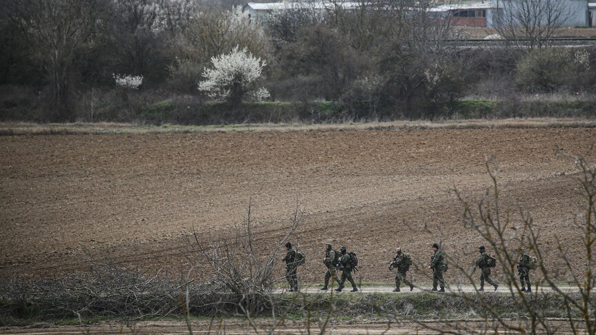 Yunanistan tasarruf için 187 kışlayı kapatmayı planlıyor