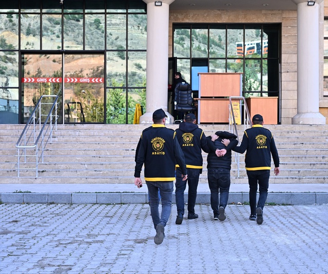 Gümüşhane'de iki evden 45 bin lira ve ziynet çalındı, 1 şüpheli gözaltına alındı