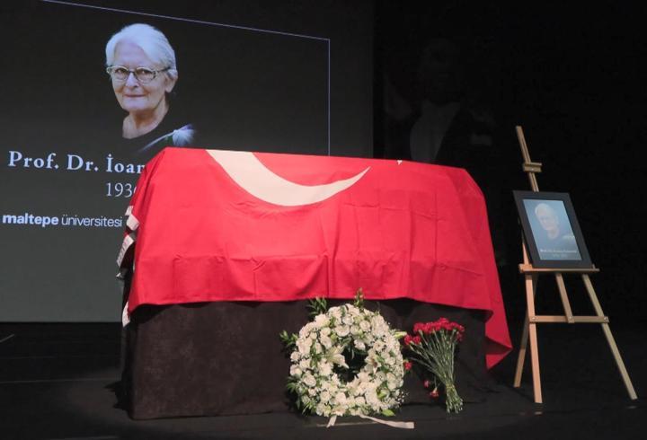 Prof. Dr. İoanna Kuçuradi son yolculuğuna uğurlandı