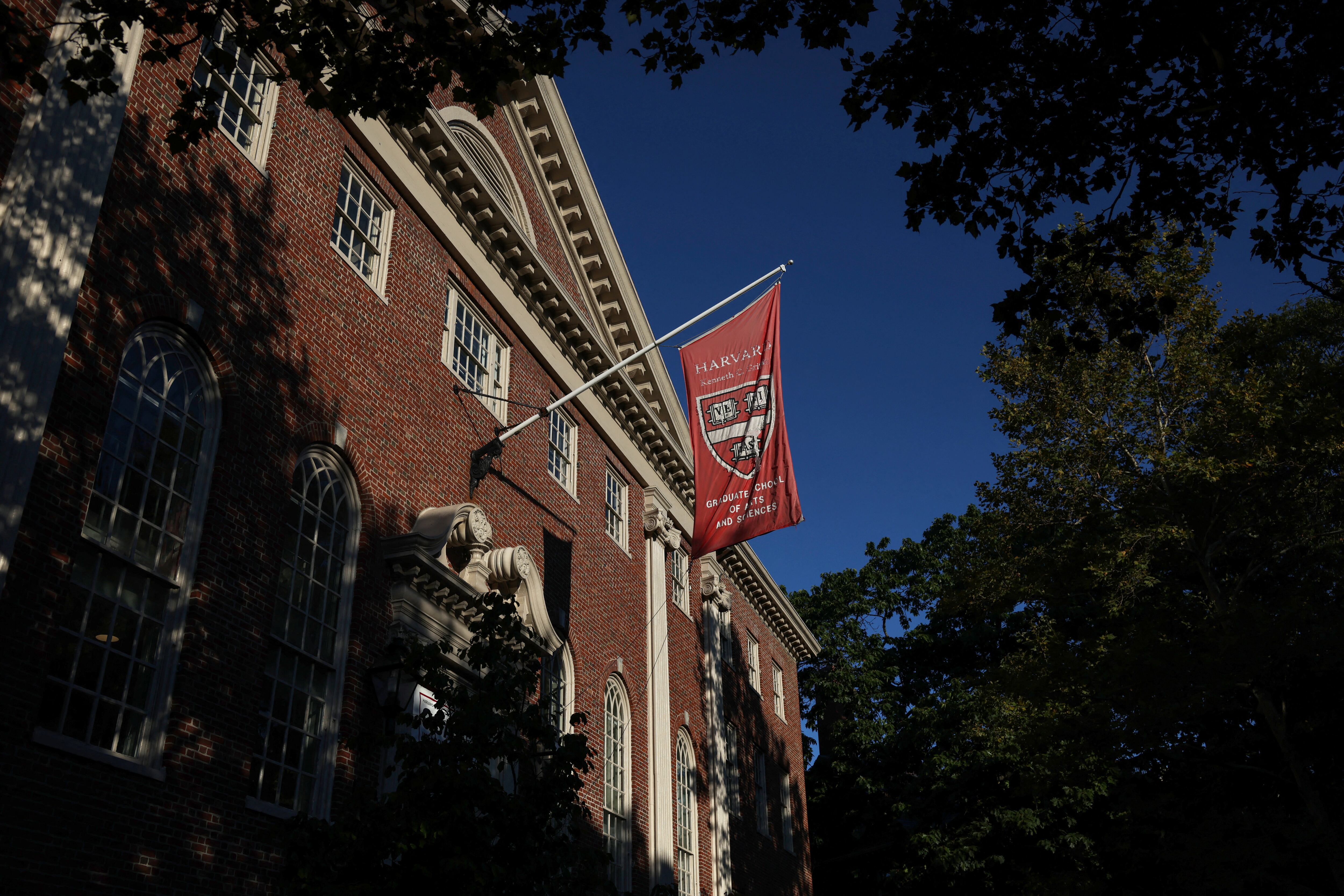 Kıbrıslı Türk profesör Harvard'da dekan oldu