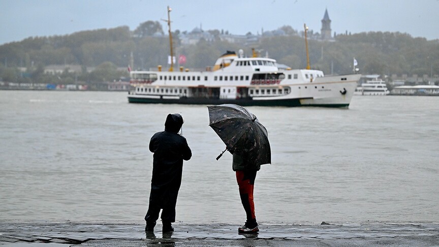 Meteorolojiden İstanbul'un da aralarında bulunduğu 11 il için sarı ve turuncu kodlu uyarı