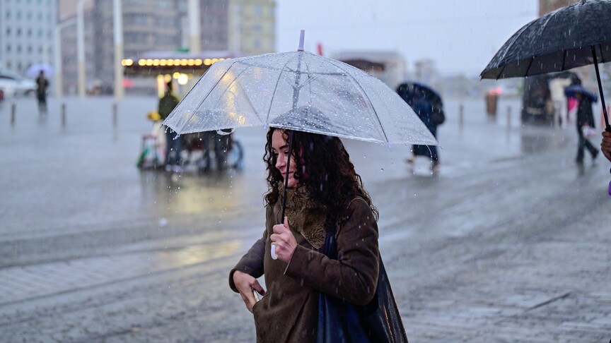 Meteorolojiden Marmara ve Doğu Akdeniz için kuvvetli yağış uyarısı