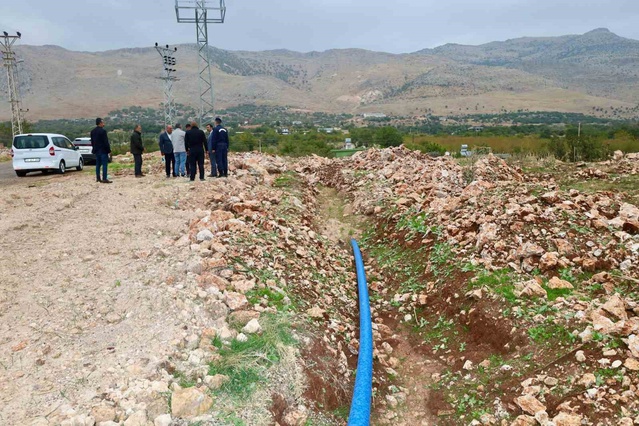 Kahta Kaymakamı Soysal, Bağbaşı ve Gökçe'deki altyapı çalışmalarını inceledi