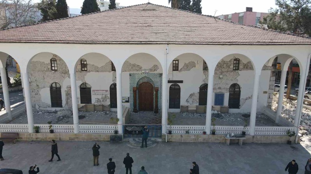 Osmaniye’de tarihi Envar-ul Hamit Camii dualarla yeniden ibadete açıldı