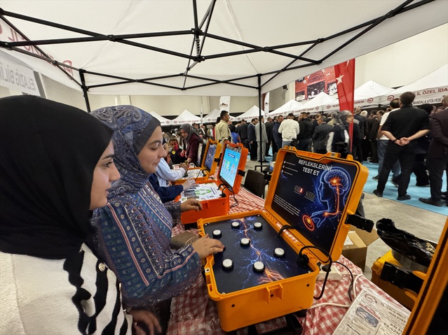 Elazığ'da BilimFest açıldı, 100'ü aşkın stantta teknoloji ürünleri sergileniyor