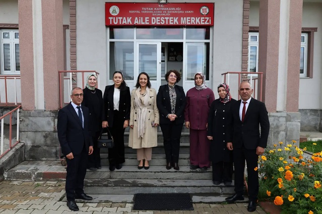 Betül Bozkurt’tan Tutak’ta Aile ve Kadın Kooperatifi Ziyaretleri