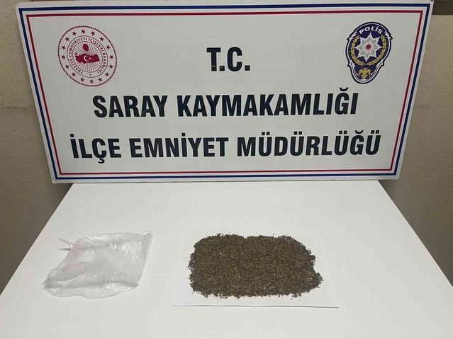 Tekirdağ Saray'da iki ayrı olayda ele geçirilen bonzai 32,5 gramı buldu