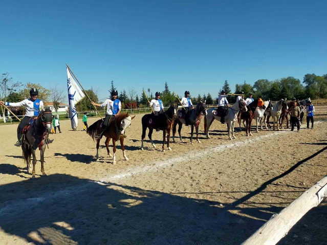 Erzurum Aziziye Şengel ACSK, 9 puanla B Grubu'nu lider bitirip yarı finale yükseldi