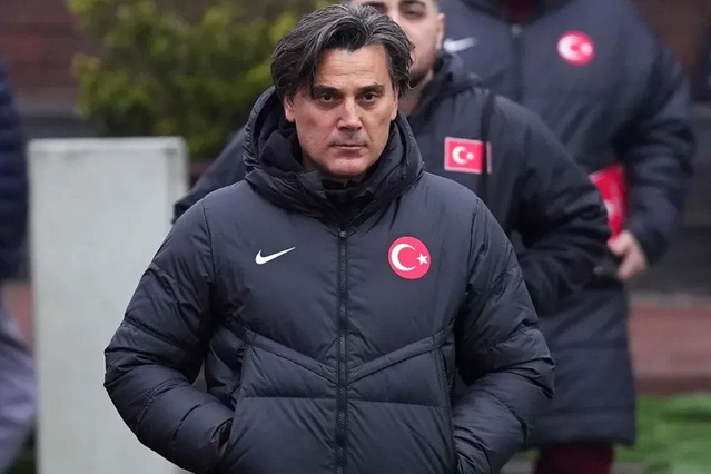 Ersun Yanal'dan Montella'ya sert sözler: Verin tazminatını, yollayın gitsin