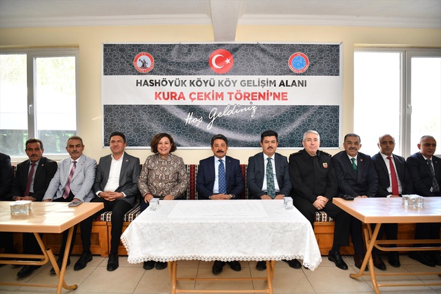 Kırşehir Hashöyük'te 46 tapu için kura çekildi, hak sahipleri belirlendi