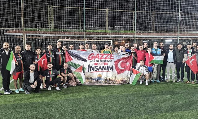 Manavgat'ta Filistin için düzenlenen futbol turnuvasında Gazze'ye destek verildi