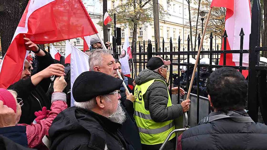 Polonya'da Anayasa Mahkemesi krizi devam ediyor