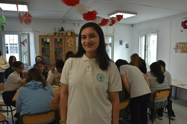 Menemen'de özel eğitim öğrencileri mesleki eğitim gören akranlarıyla fidan dikti