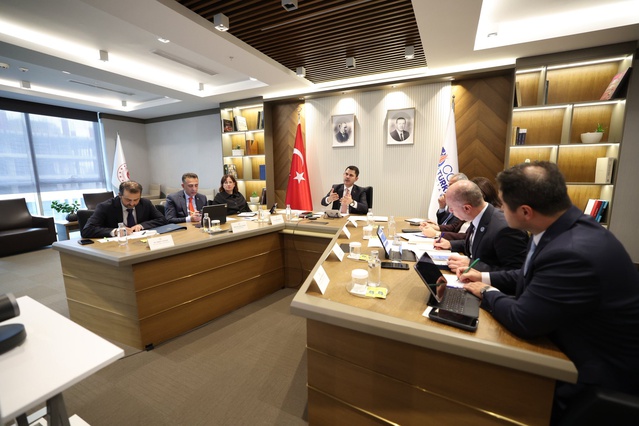 Bakan Kurum, COP31'e 12 gün kala Danışma Kurulu'yla eylem planlarını değerlendirdi
