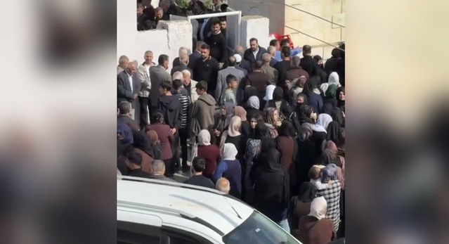 Nusaybin'deki kazada yaşamını yitiren 4'ü çocuk 6 kişi Topaçlı'da yan yana defnedildi