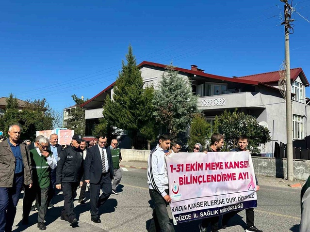 Düzce Kaynaşlı'da ruh sağlığı ve meme kanseri için farkındalık yürüyüşü yapıldı