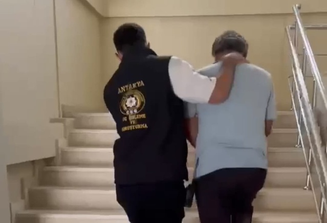 2 yıl 6 ay hapis cezası kesinleşen hırsızlık hükümlüsü Antakya'da tutuklandı