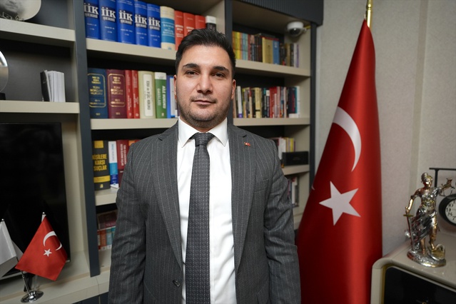 Erzurum'da sigorta şirketi ekibi, müşterinin dolandırıcılara para göndermesini önledi