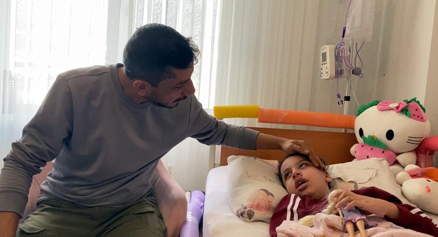 Erzincan'da ANE hastası çocuğun aylık masrafı 100 bin TL, baba işten çıkarıldı