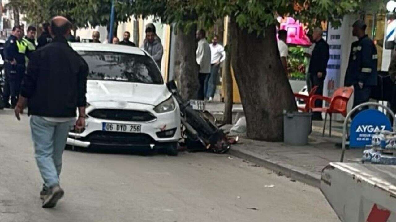 Ankara'da feci kaza! Otomobil ile motosiklet çarpıştı: 1 ağır yaralı