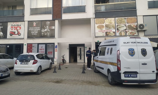 Sinop Erfelek'te bir kişi tartıştığı yaşlı adamı aynı silahla öldürüp intihar etti