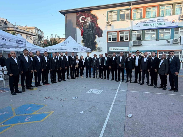 Akhisar TSO seçiminde Beyaz Liste 10 meslek grubunun 5'inde önde tamamladı