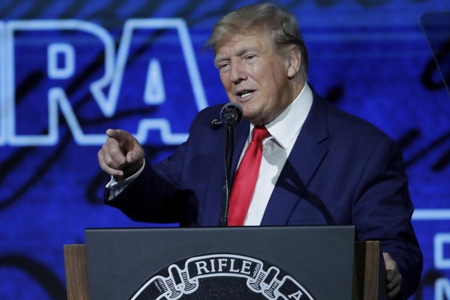Trump: İran'dan ayrılacağız ve petrol düşecek