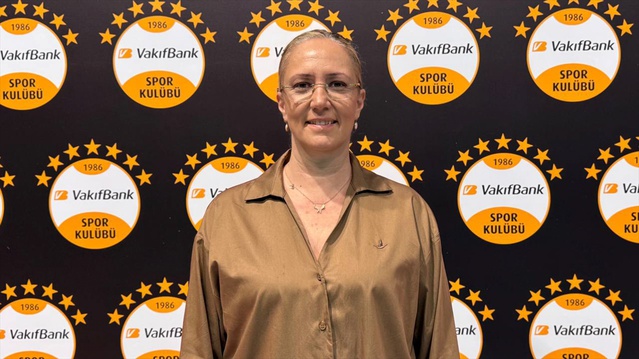 VakıfBank Menajeri Schürmann, Eczacıbaşı ve takımını Dünya Kulüpler'de favori gördü