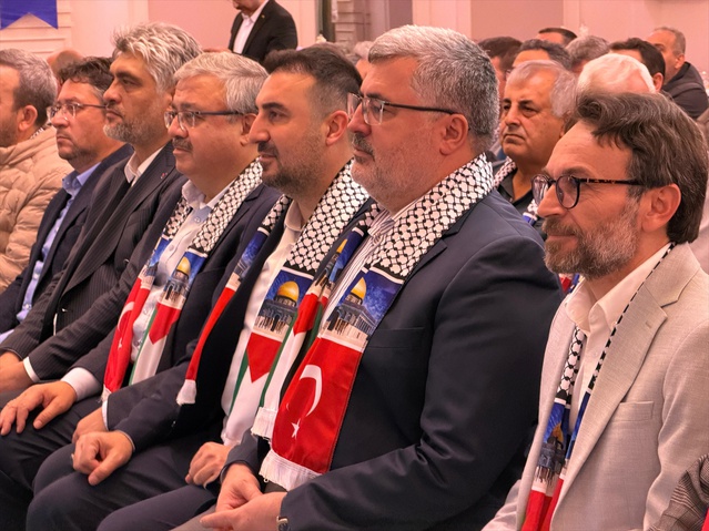 Mustafa Arslan, Eğitim-Bir-Sen Afyonkarahisar 1 No'lu Şubeye yeniden başkan seçildi