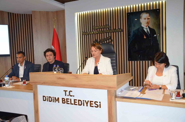 Didim Belediye Meclisi, Vakıfların Altınkum'daki arazi ihalesi için Gençay'a yetki verdi