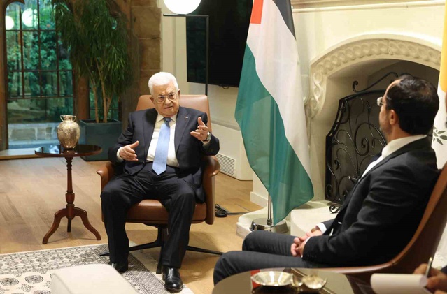 Abbas, GKRY lideriyle görüşüp yeni İsrail hükümetiyle diyalog umudunu açıkladı