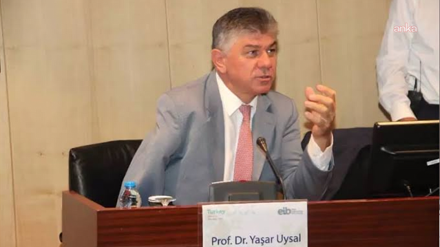 Uysal'a göre Atatürk döneminde fiyatlar ortalama yüzde 1,9 geriledi