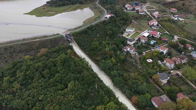 Yalova'da Gökçe Barajı'nda doluluk yüzde 60'ı aşınca kontrollü su tahliyesi sürüyor
