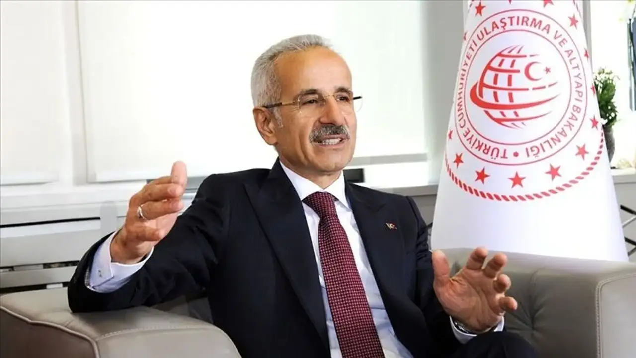 Bakan Uraloğlu duyurdu: Esenboğa raylı sisteminde çalışmalar devam ediyor