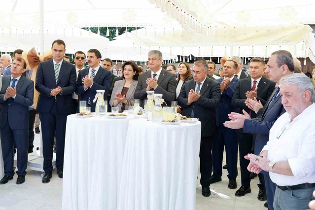 Adana Valiliği'nin projesiyle tarihi Selamlık, Sofra Mirası Evi olarak açıldı