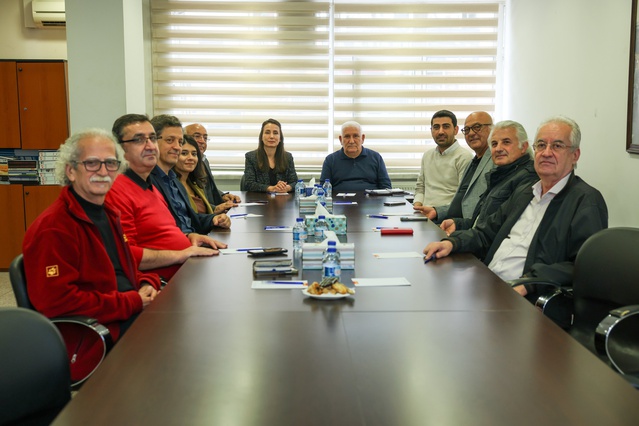 DEM Parti Eş Genel Başkanı Hatimoğulları TMMOB'u ziyaret etti, 2027 bütçesi görüşüldü