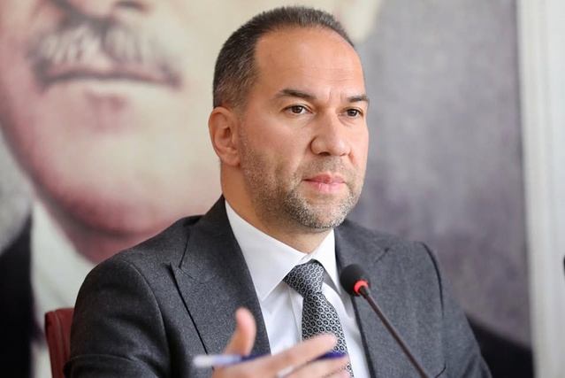 Niğde Belediyesi, Başkan Emrah Özdemir adıyla sahte WhatsApp hesaplarına karşı uyardı