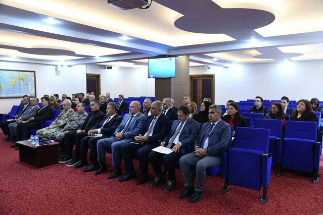 Ardahan'da İl İdare Şube Başkanları toplantısında tasarruf tedbirleri ele alındı