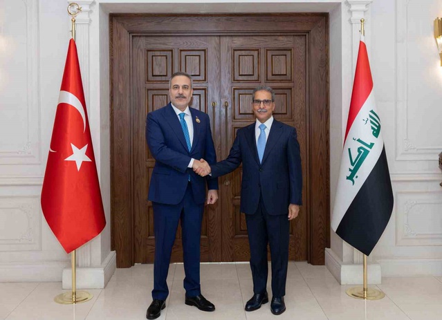 Dışişleri Bakanı Fidan, Bağdat'ta İİT toplantısı kapsamında Zeydan ile görüştü
